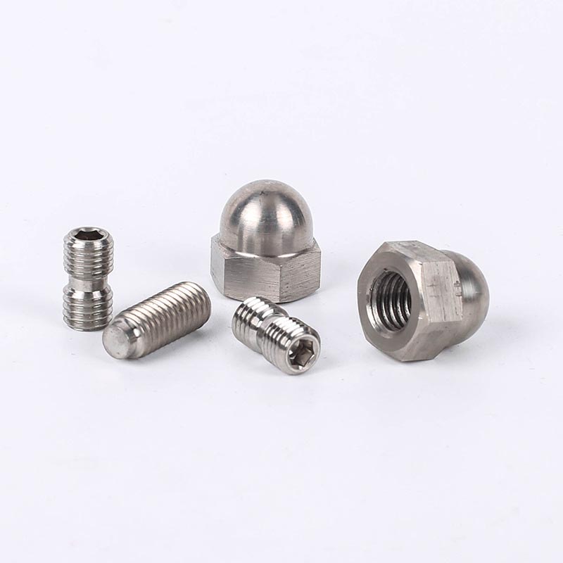 Humilis coronam Hexagon operimentum nut