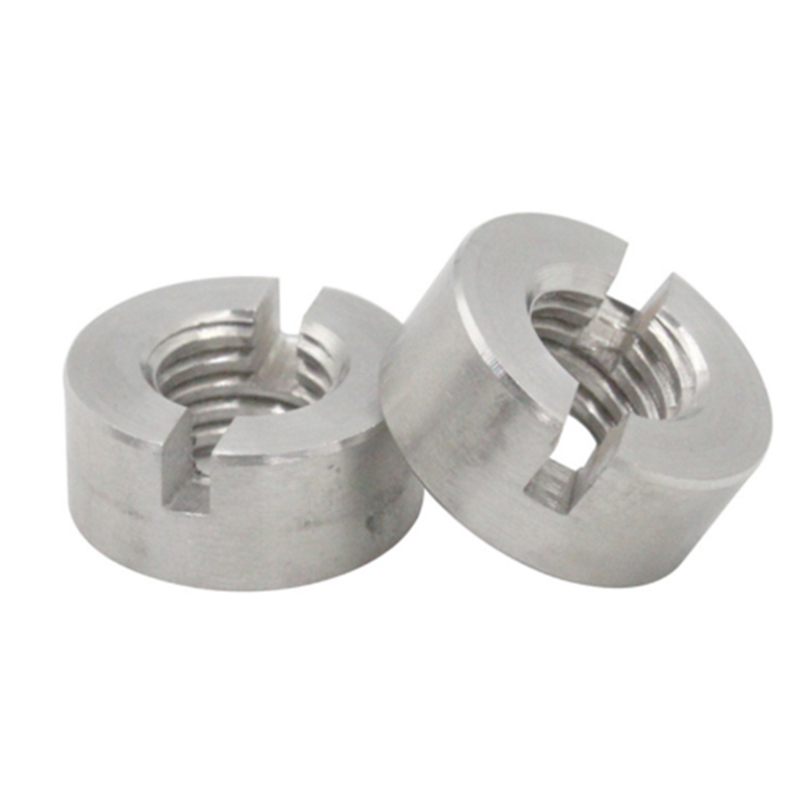 Slotted per nuces