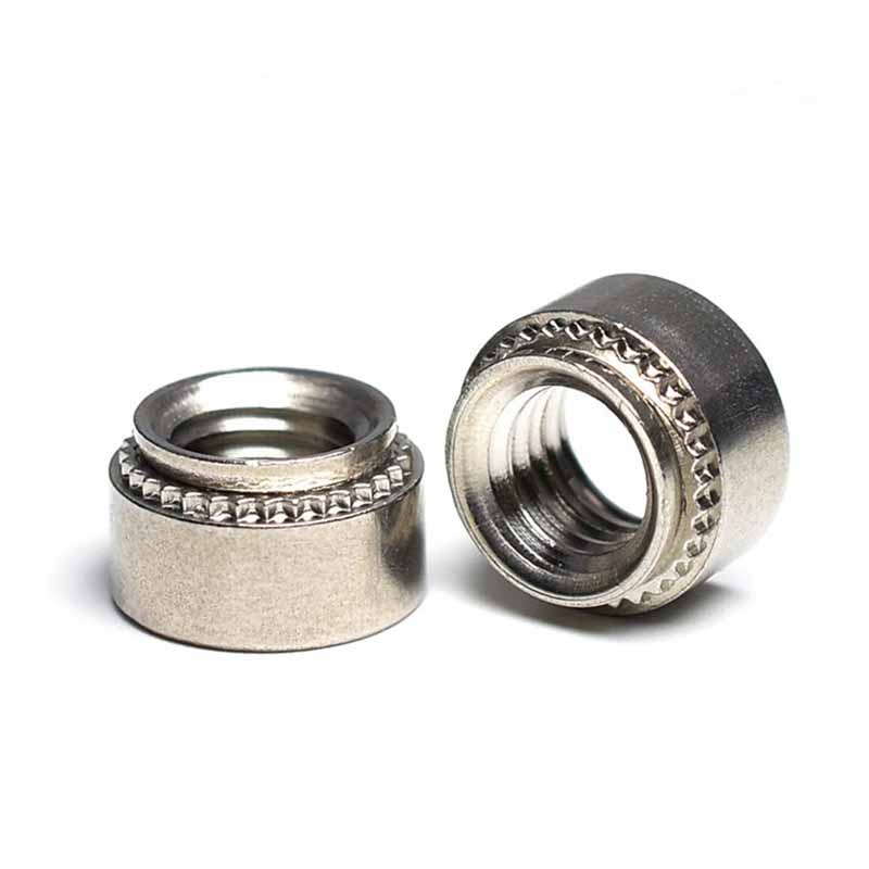 Un miniatur, densis Riveted nut